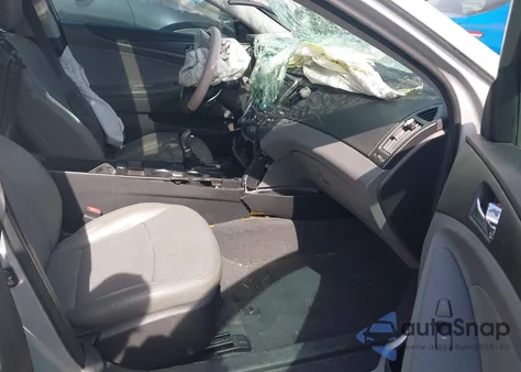 2011 Hyundai Sonata Se 2.0T from USA, damaged, VIN 5NPEC4AB9BH318192